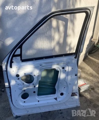 Range rover sport 2012година врати, снимка 4 - Части - 40687574