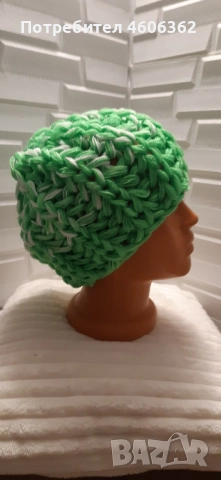 различни видове ръчно изплетени шапки, снимка 8 - Шапки - 51906292