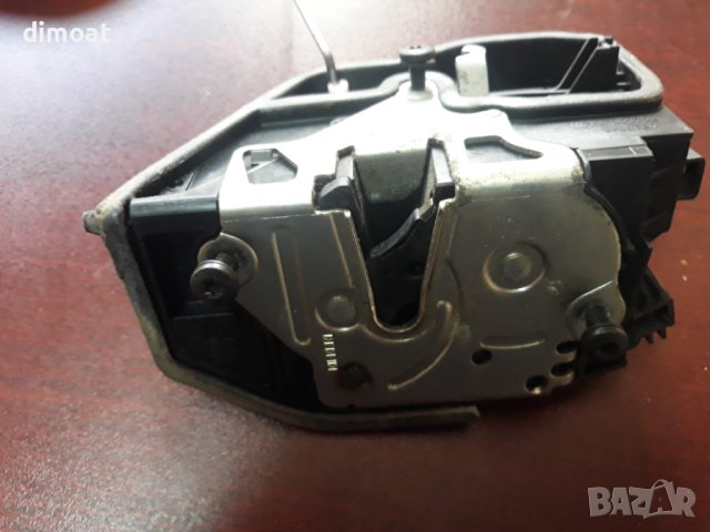 Предна дясна  брава за БМВ Е61,Е60 OEM:A 053702, снимка 2 - Части - 42074989