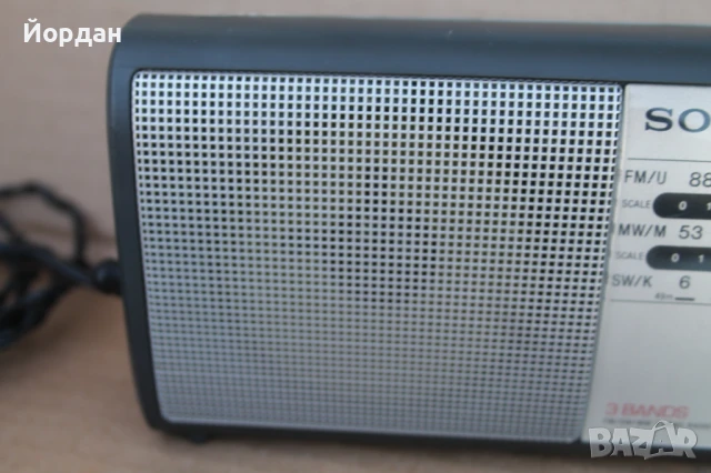 Радио ''Sony ICF-403 S'', снимка 2 - Радиокасетофони, транзистори - 50714954