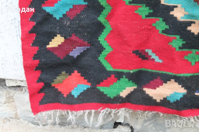 Чипровски килим, снимка 2 - Антикварни и старинни предмети - 38177968