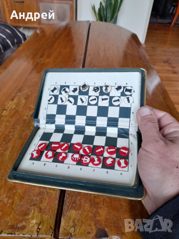 Стар магнитен шах #6, снимка 2 - Други ценни предмети - 44765631