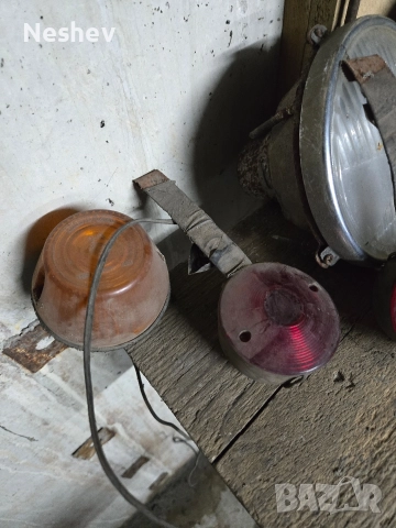 Фарове и стопове от ретро автомобили, снимка 6 - Части - 52670781