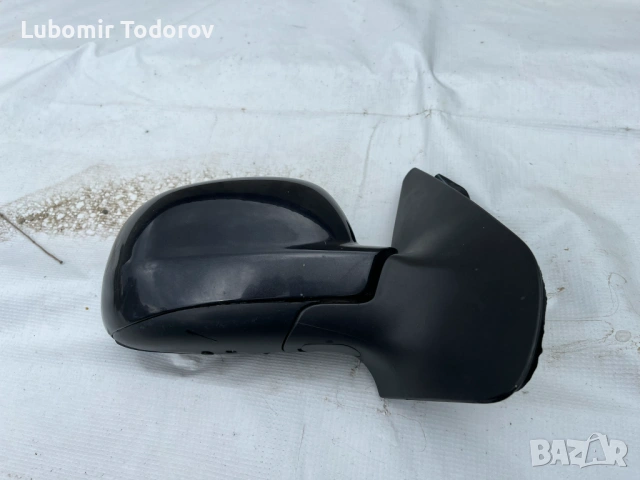 Огледало дясно за Голф 4, снимка 2 - Части - 54236656