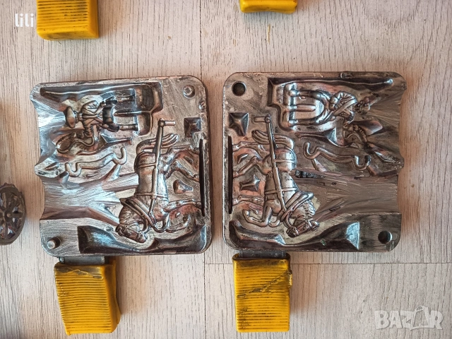 три калъпа за отливане на оръдия каруци коне войници , снимка 5 - Антикварни и старинни предмети - 53375823