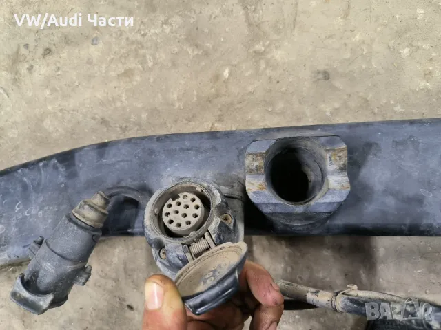 Оригинален теглич основа с болтове за Фолксваген Туарег VW Touareg 716803921A / 716 803 921 A, снимка 2 - Части - 47500602