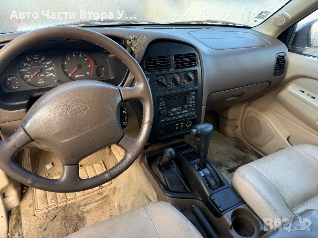 Nissan Pathfinder 3,3i на части, снимка 8 - Автомобили и джипове - 54011284