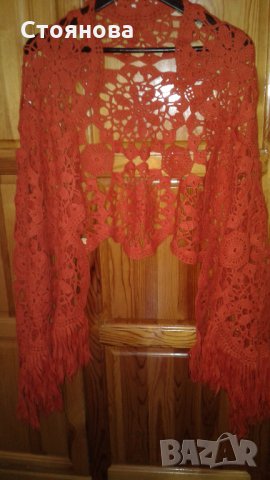 Голям плетен дамски шал, снимка 1 - Шалове - 34232721