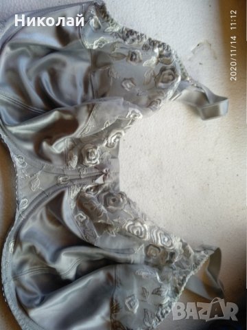 Огромен сутиен размер 100 Н