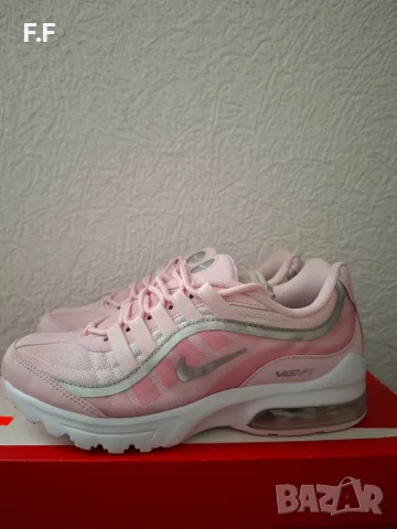 Nike Air Max VG-R Чисто нови, снимка 3 - Маратонки - 56140550