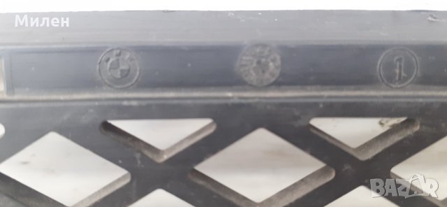 Централна Решетка Във Предната Броня. BMW E90. 2005-2011 Година. , снимка 5 - Части - 35239206