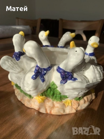 Порцеланов съд* Кашпа* Бонбониера* Фруктиера* Декор " Патици"