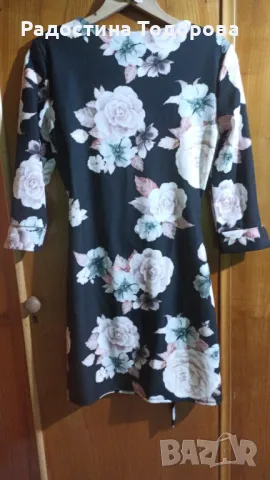 Дамска рокля 