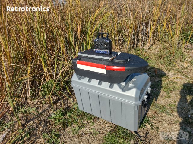 Лодка за захранка, снимка 1