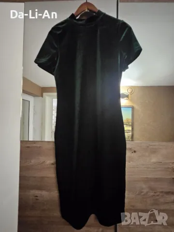 Вечерна рокля кадифе, снимка 1