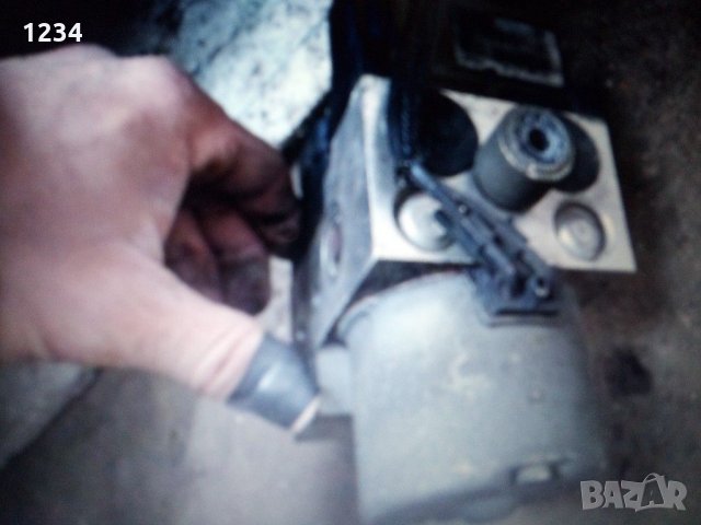 Пасат 4 ABS, снимка 2 - Части - 30376316