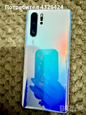 Huawei P30 Pro – отлично състояние + 3 нови кейса