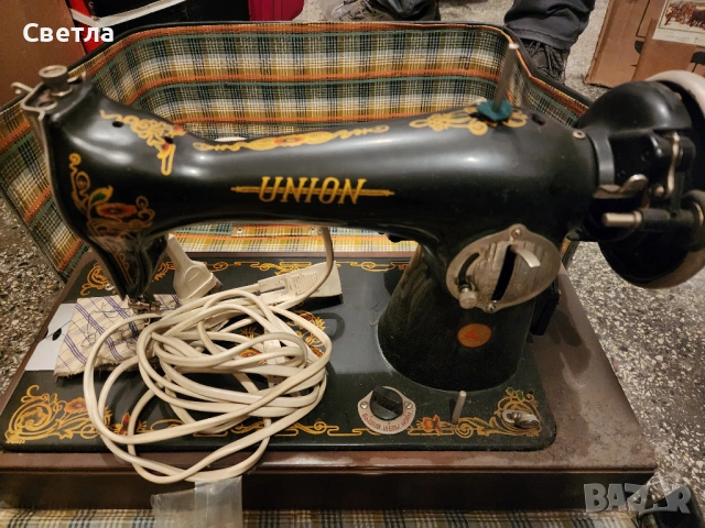 Ретро шевна машина UNION – с оригинален куфар и аксесоари, снимка 2 - Шивашки услуги - 53889226