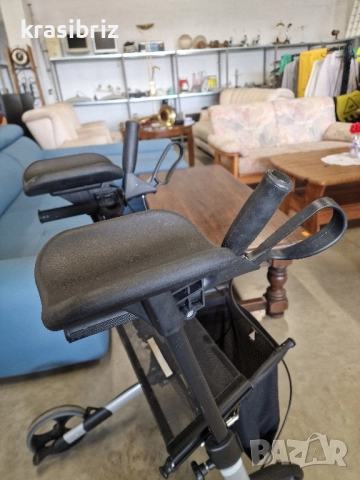 Ролатор с опори за ръцете!-внос от Германия!, снимка 4 - Ролатори - 52535215