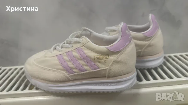 маратонки Adidas, снимка 2 - Детски маратонки - 56550370
