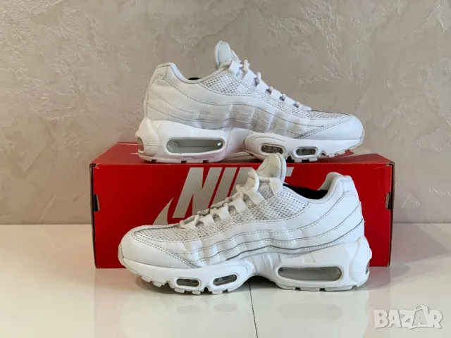 Оригинални дамски маратонки Nike Air Max 95 | 38 номер, снимка 2 - Маратонки - 47534398