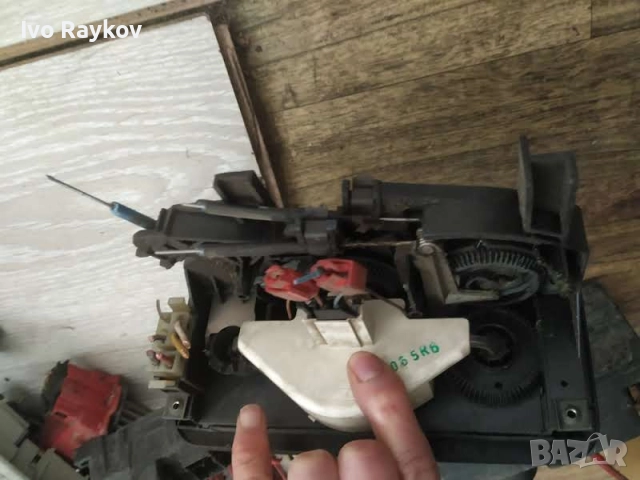 Панел парно за VW Polo 6N , 1H0819045C  , 1H0820045C , снимка 4 - Части - 52739501