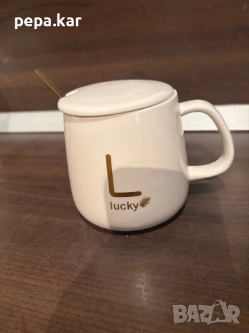 Чаша с чай и кафе ,порцелан ,с лъжичка и капаче