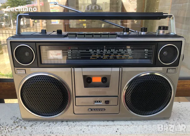 радиокасетофон SANYO M-9930K, снимка 5 - Радиокасетофони, транзистори - 56243514