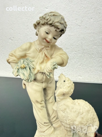 Порцеланова фигура  Capodimonte. №8033, снимка 3 - Антикварни и старинни предмети - 54012465