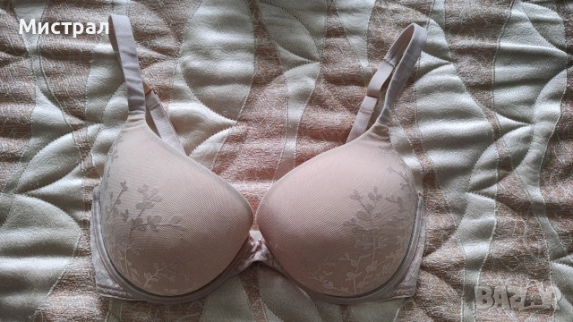 Сутиени Triumph , снимка 4 - Бельо - 53934883