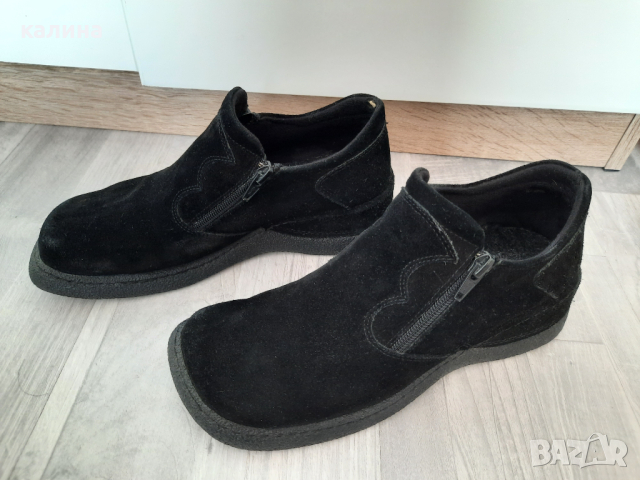 Черни велурени N38, снимка 2 - Дамски ежедневни обувки - 44602085