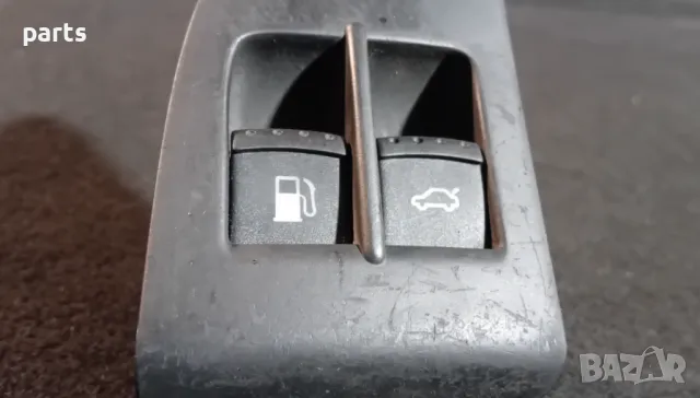 Бутони Предна Лява Врата VW Голф 4 - 1J0959831A - 1J0959833A, снимка 3 - Части - 47599649