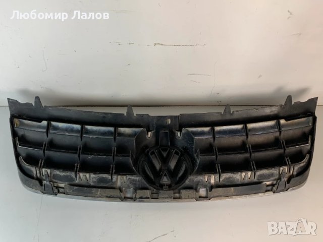 Решетка преден капак Vw Touareg 7L (04-07)г. 7L6853601, снимка 2 - Части - 50682240