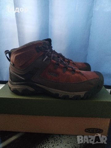 KEEN Targhee 3 Mid Wp boots 