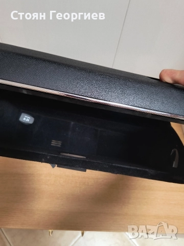 Жабка от MERCEDES W204, снимка 2 - Аксесоари и консумативи - 52566506