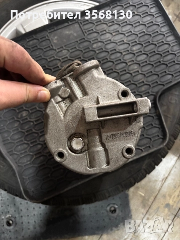 Зимни гуми с джанти, навигация и компресор, снимка 6 - Части - 52514873