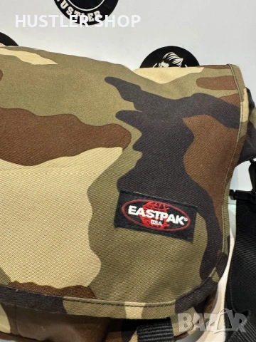 Чанта EASTPAK , снимка 2 - Чанти - 53373559