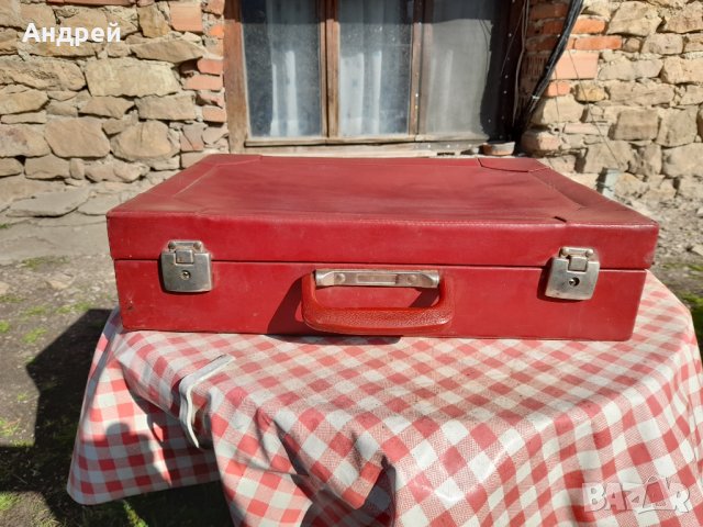 Старо Дипломатическо куфарче,куфар, снимка 7 - Други ценни предмети - 32004084