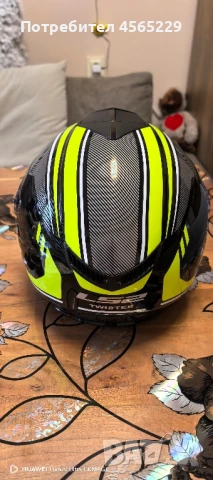 Каска чисто нова за мотор или велосипед размер М.. 
