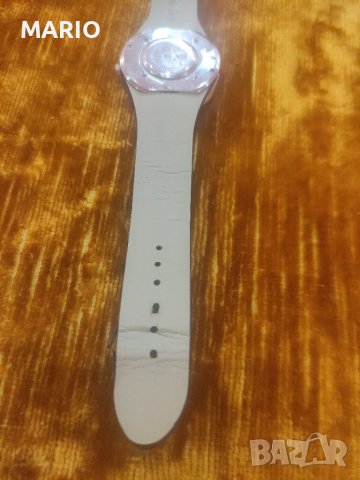 Продавам часовник , снимка 8 - Дамски - 37751840