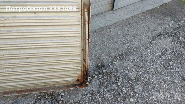 ПРОДАВАМ МАСИВНИ ЖЕЛЕЗНИ ГАРАЖНИ ВРАТИ В МНОГО ДОБРО СЪСТОЯНИЕ, снимка 8 - Гаражни врати - 54129292