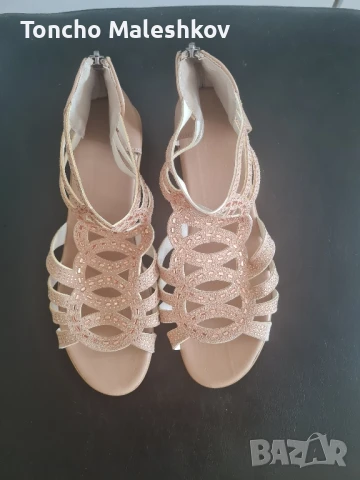 Продавам чисто нови дамски сандали , снимка 6 - Сандали - 50846156