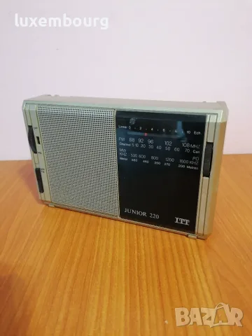 Продавам радио ITT JUNIOR 220
