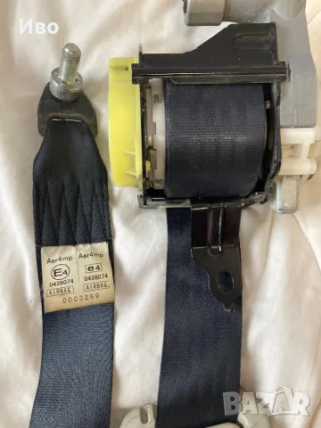 Предпазен колан Mazda 3, снимка 6 - Части - 49326846