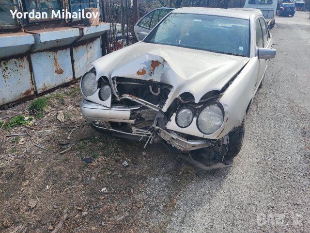 Мерцдес Е290 w210 на части.Автомат