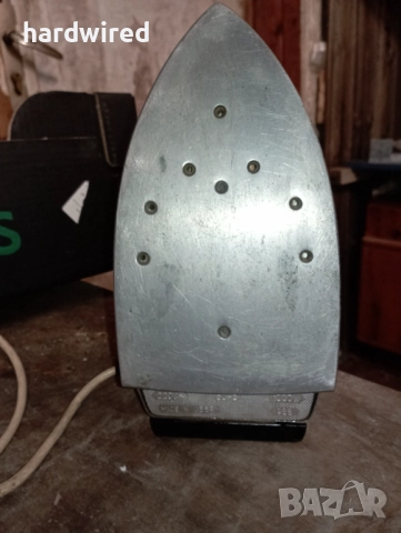 Стара парна ютия, снимка 2 - Антикварни и старинни предмети - 52094834