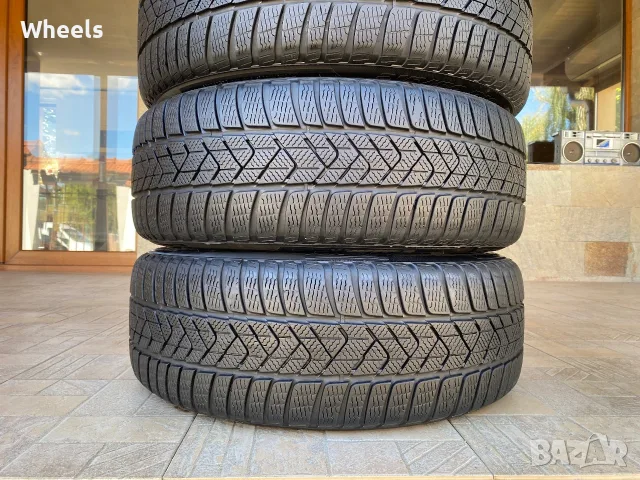 4бр. Зимни гуми 215/50/18 Pirelli SottoZero3 92V, снимка 2 - Гуми и джанти - 56070540