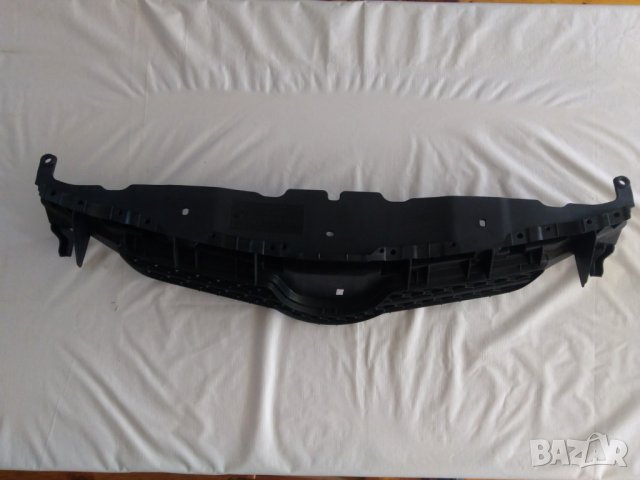 Радиаторна решетка 5311102390 Auris _E150 2007-2009, снимка 1