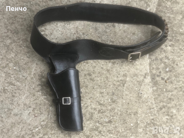 уестърн кобур с колан за револвер 