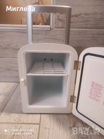 Мини хладилник на 12 и 200 волта, снимка 6 - Хладилни чанти - 48644292